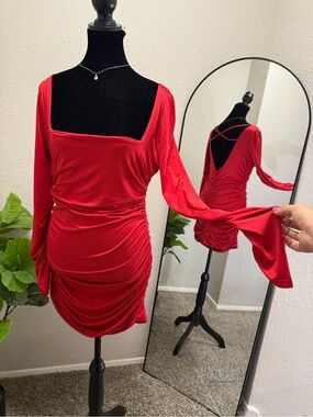 Source Unknown Red Ruched Long-Sleeve Mini Dress